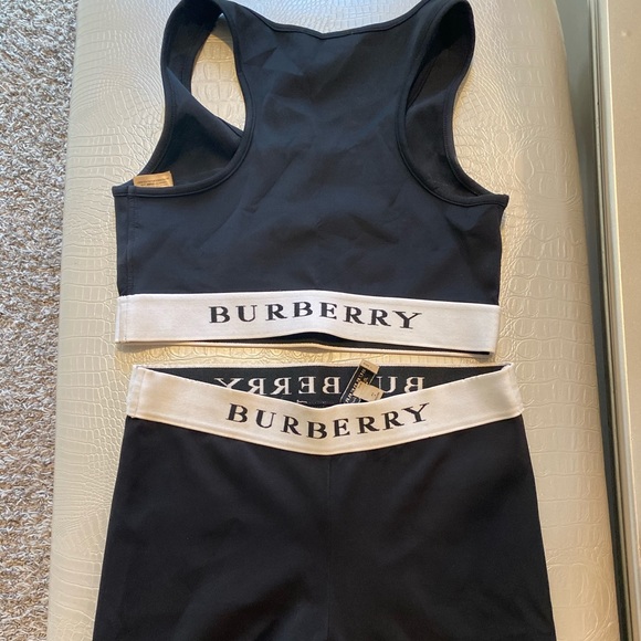 Burberry black and white Bewta set - Picture 2 of 7